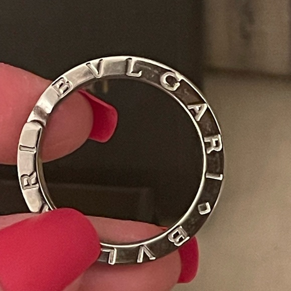 BVLGARI Key-Ring W/BOX⭐️Charm⭐️Silver
⭐️Accessory⭐️ - Picture 5 of 7